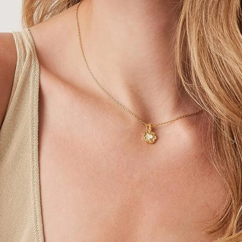 ✨ NEW! Star in the gold sunset Necklace! ✨